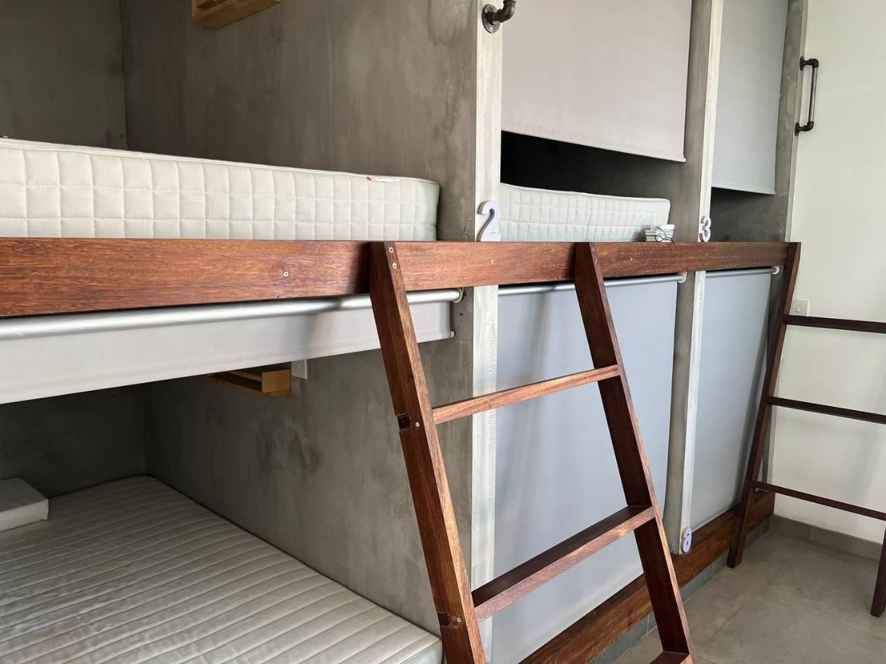 Jedi Hub Hostel ลิมาซอล ภายนอก รูปภาพ
